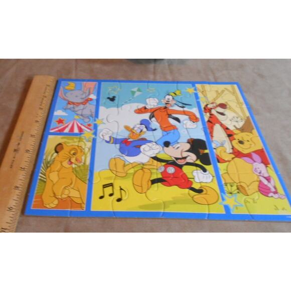 Disney Mickey & Friends 24 PC Puzzle 2020 Spinmaster/Cardinal Complete - Picture 3 of 8